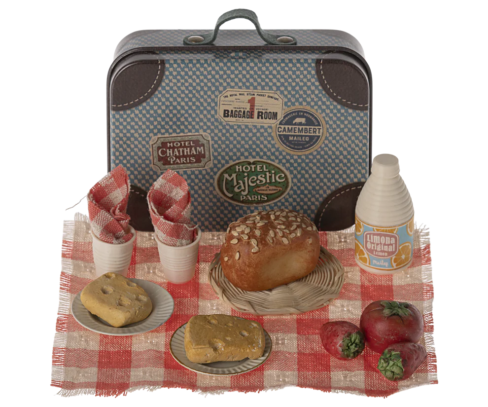 Maileg Picnic Set for Mouse