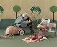 Load image into Gallery viewer, Maileg Picnic Set for Mouse
