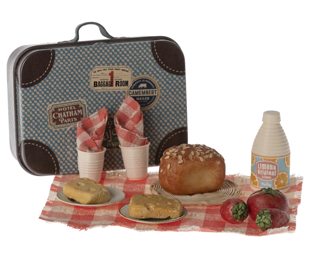 Maileg Picnic Set for Mouse