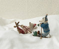 Load image into Gallery viewer, Maileg Winter Mum Mouse with Ski Set
