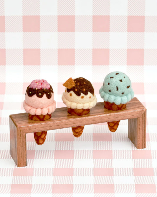 Tara Treasures Felt Ice Cream Holder