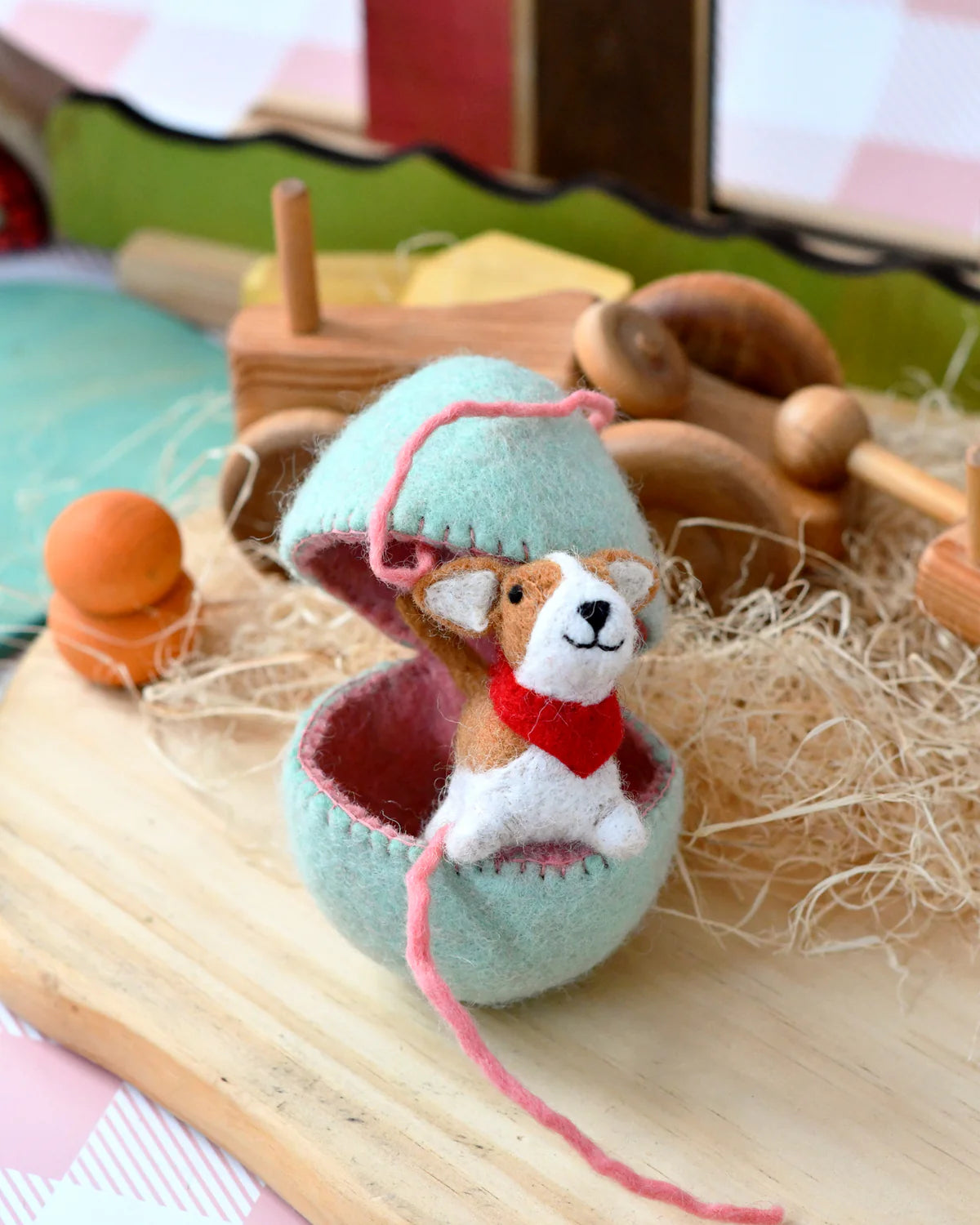 Tara Treasures Felt Surprise Egg (with Animals Inside)