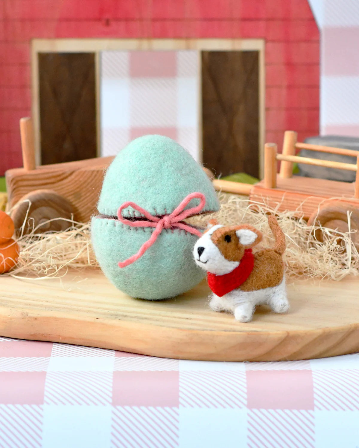 Tara Treasures Felt Surprise Egg (with Animals Inside)