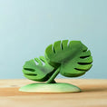 Load image into Gallery viewer, Bumbu Toys - Monstera
